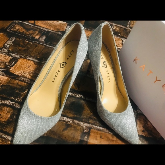 Katy Perry Silver glitter heels - Picture 3 of 3